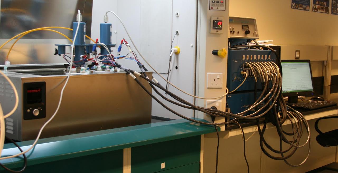A Study of Galvanic Corrosion in Ammonium Bisulfide Solution